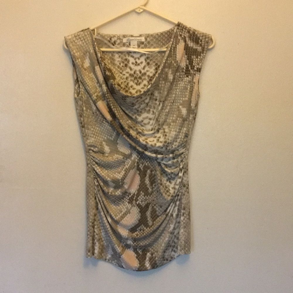 3/$20 Kenneth Cole New York Sleeveless Top Size XS